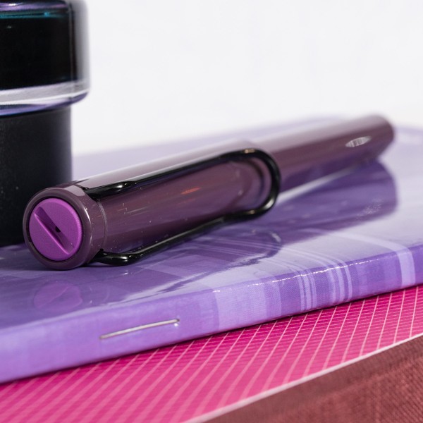 Ролерна ручка Lamy Safari Violet Blackberry фіолетово-ожинова 1,0 мм