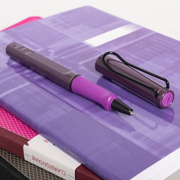 Ролерна ручка Lamy Safari Violet Blackberry фіолетово-ожинова 1,0 мм