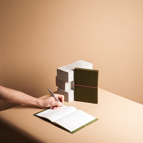 Блокнот Paper Republic Grand Voyageur XL оливковий