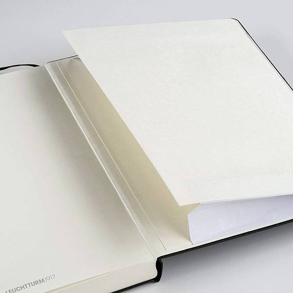 Блокнот Leuchtturm1917 Edition 411 середній 14,5 х 21 см в крапку чорний