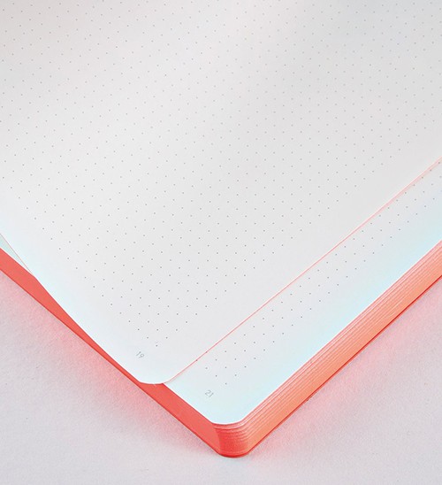 Блокнот Nuuna Colour Clash Bamboo 16,5 x 22 см в крапку