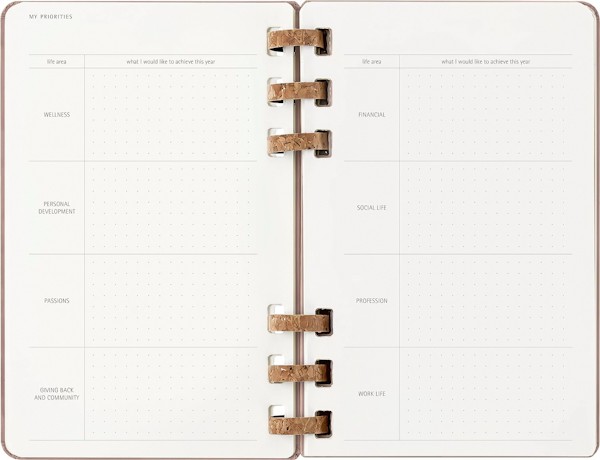 Щотижневик Moleskine 2025 Spiral середній 13 х 21 см мигдальний