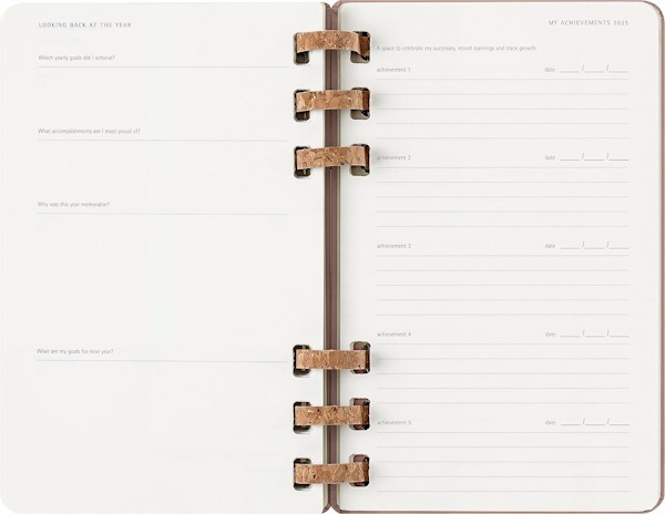 Щотижневик Moleskine 2025 Spiral середній 13 х 21 см мигдальний