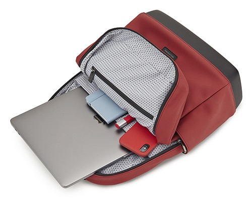 Рюкзак Moleskine The Backpack Soft Touch бордо