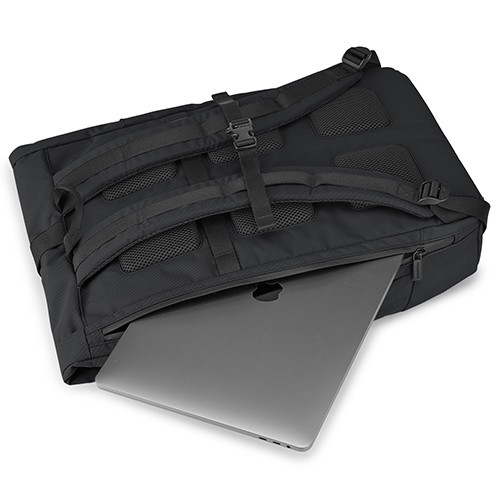 Рюкзак Moleskine Metro Rolltop чорний