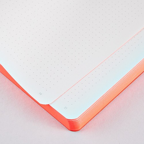 Блокнот Nuuna Colour Clash Mori 16,5 x 22 см в крапку