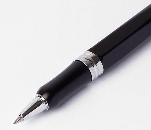 Керамічний ролер Ohto Dude чорний