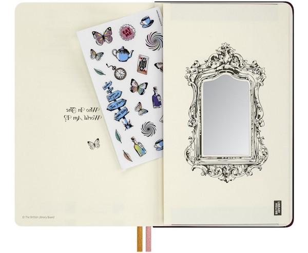 Блокнот Moleskine Alice середній 13 х 21 см нелінований бордо канва