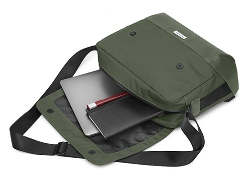 Сумка Moleskine Metro Messenger темно-зелена
