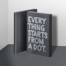 Блокнот Nuuna Graphic Everything Starts From A Dot 16,5 x 22 см в крапку