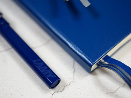 Ролерна ручка Lamy Safari синя 1,0 мм 