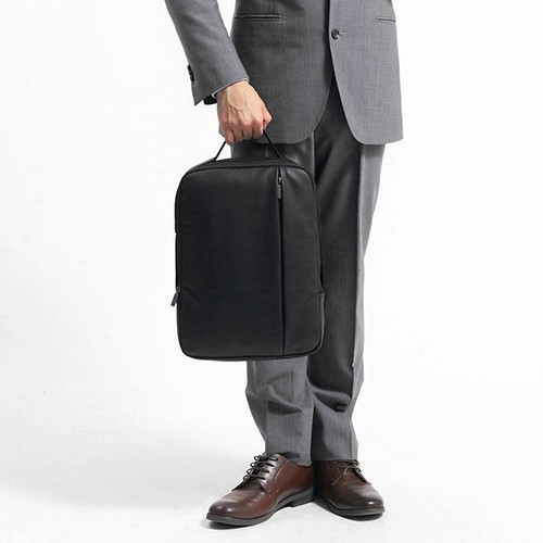 Сумка Moleskine Classic PRO Device 13" чорна вертикальна