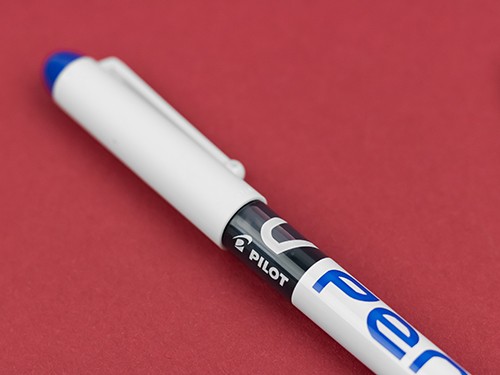 Одноразова чорнильна ручка Pilot V-Pen Erasable фіолетова