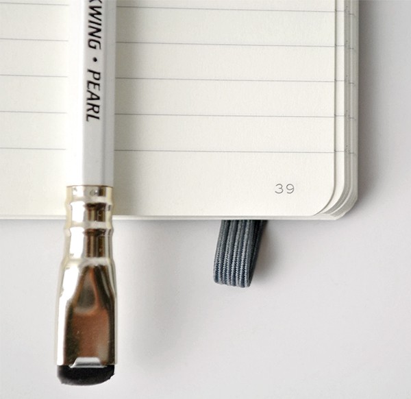 Блокнот Leuchtturm1917 Smooth Colours середній 14,5 х 21 см в лінію ванільний 