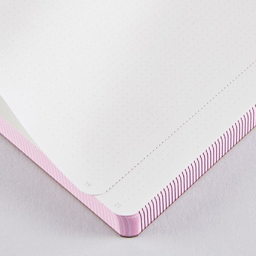 Блокнот Nuuna Graphic OX 10,8 х 15 см в крапку