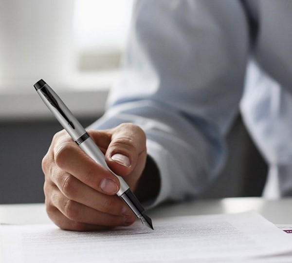 Чорнильна ручка Parker IM Achromatic Grey BT FP сіра/чорна перо F (тонке)