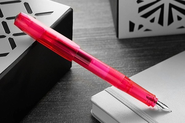 Чорнильна ручка Kaweco Perkeo Infrared інфрачервона прозора перо M (середнє)