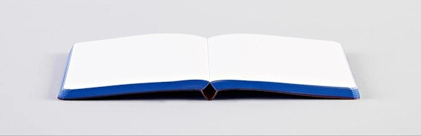 Блокнот Nuuna Graphic Free Hugs by Jan Paul Muller 10,8 х 15 см в крапку