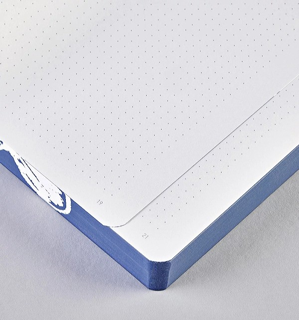 Блокнот Nuuna Graphic Head In The Clouds 16,5 х 22 см в крапку