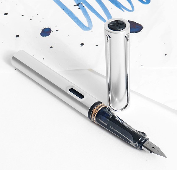 Чорнильна ручка Lamy Al-Star Silver срібляста перо M (середнє)