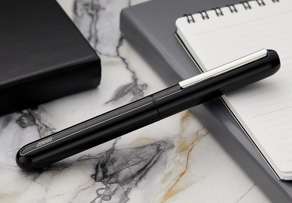 Чорнильна ручка Lamy Dialog 3 чорний лак перо F (тонке)